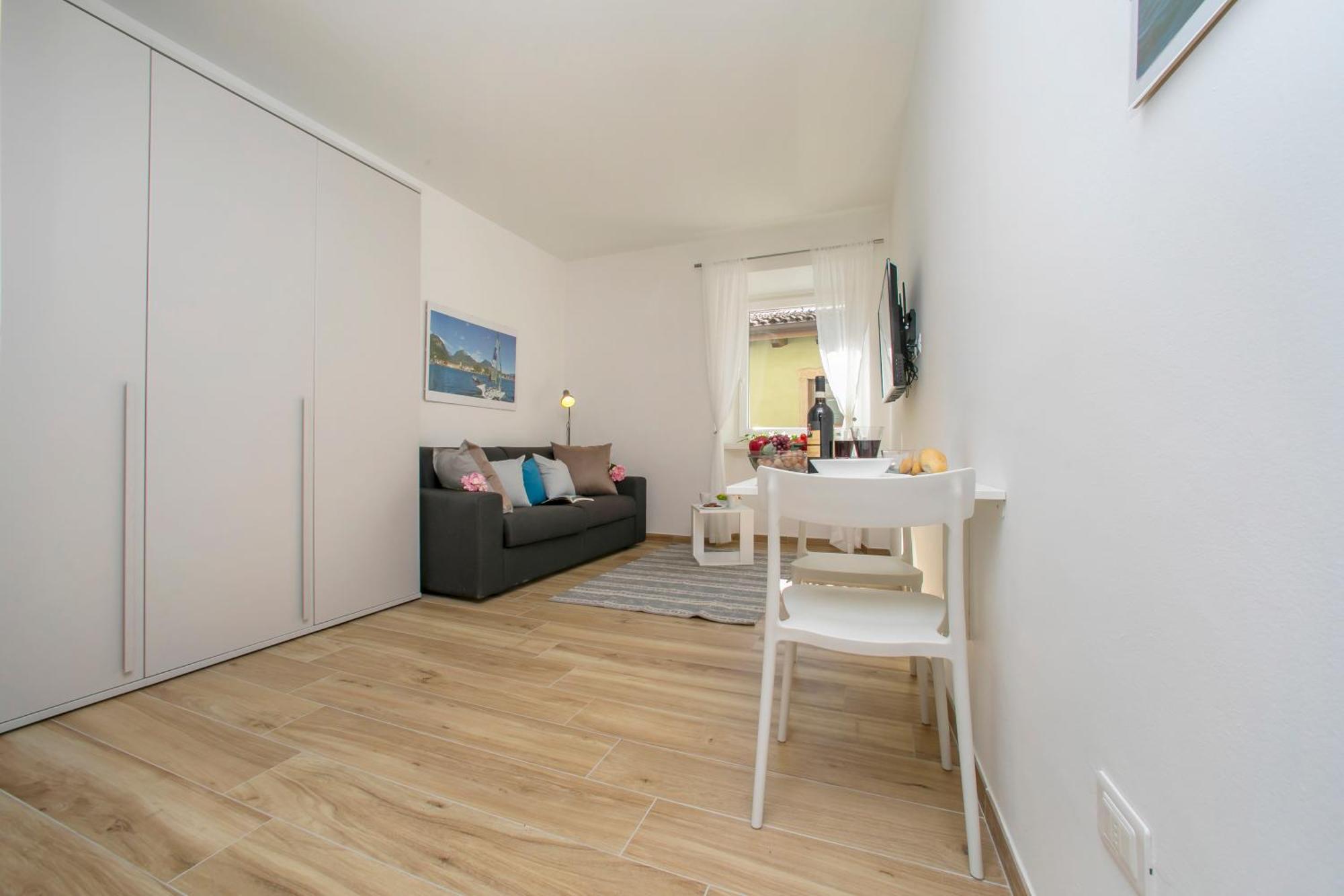 Nido Sui Tetti Di Riva Del Garda - Happy Rentals 외부 사진