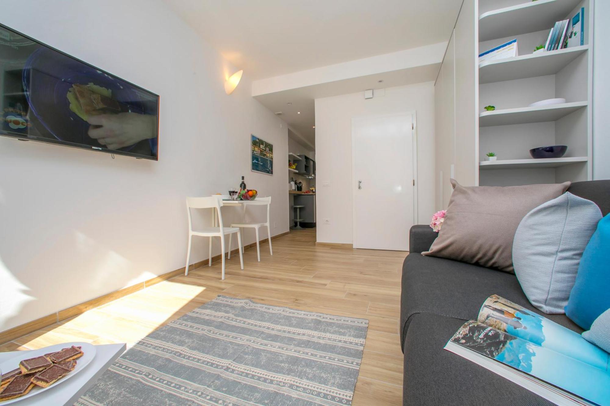 Nido Sui Tetti Di Riva Del Garda - Happy Rentals 외부 사진